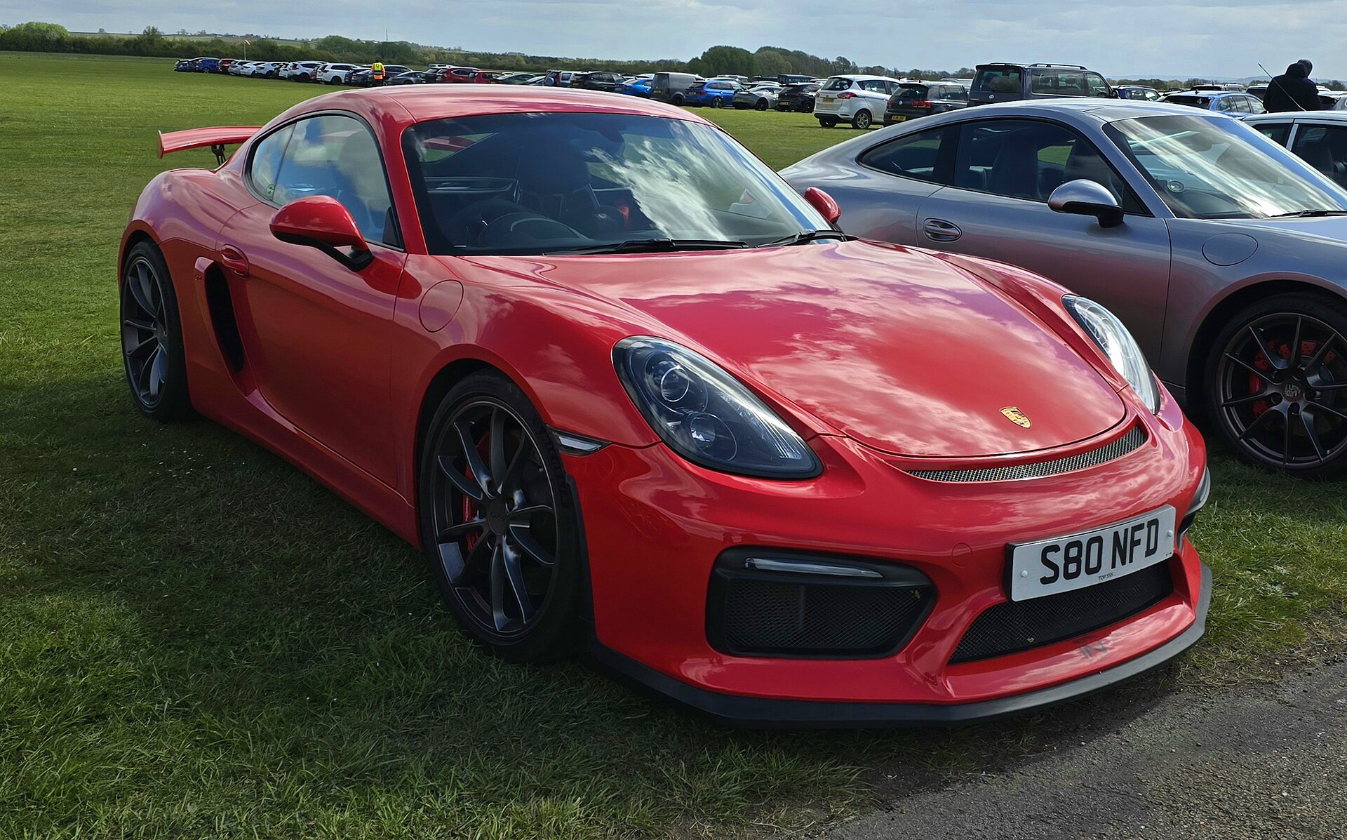 Porsche Cayman GT4 (981)